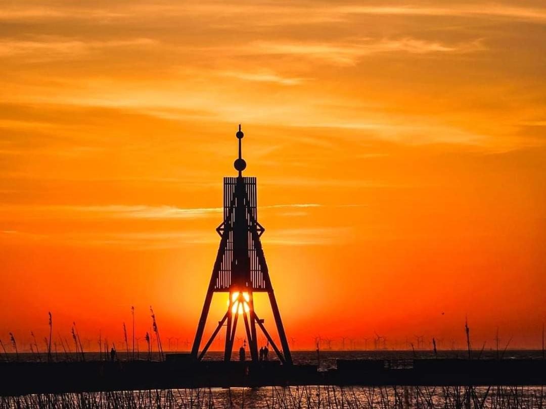 Strandloft Cuxhaven Im Haus Frauenpreiss Sahlenburg - Strandnah - 2 Hunde Willkommen -Schwimmbad - Sauna - Direkt Am Wald - Dachterrasse Mit Blick Nach Neuwerk Exterior foto